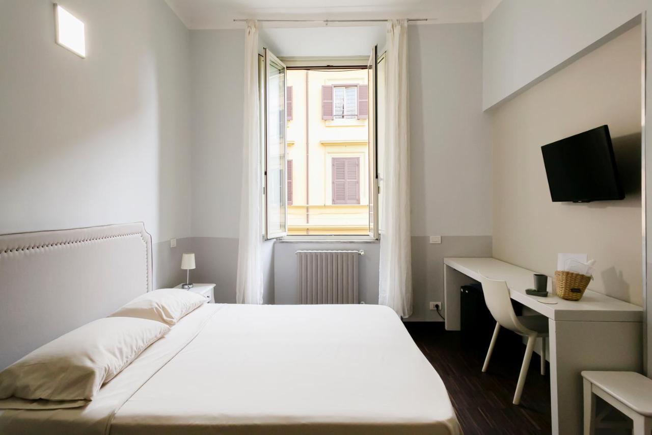 Dm69 - Termini Monti Crossroads Hotel โรม ภายนอก รูปภาพ