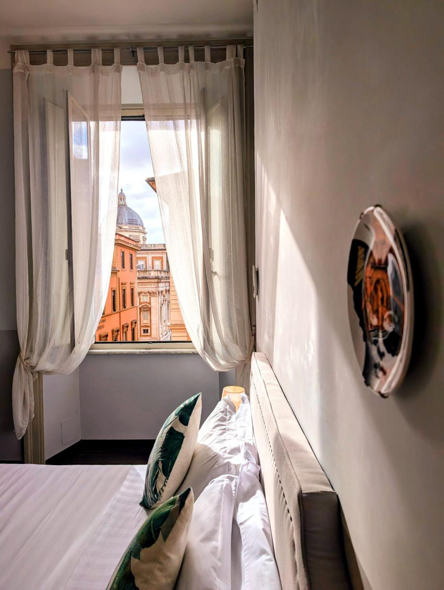 Dm69 - Termini Monti Crossroads Hotel โรม ภายนอก รูปภาพ