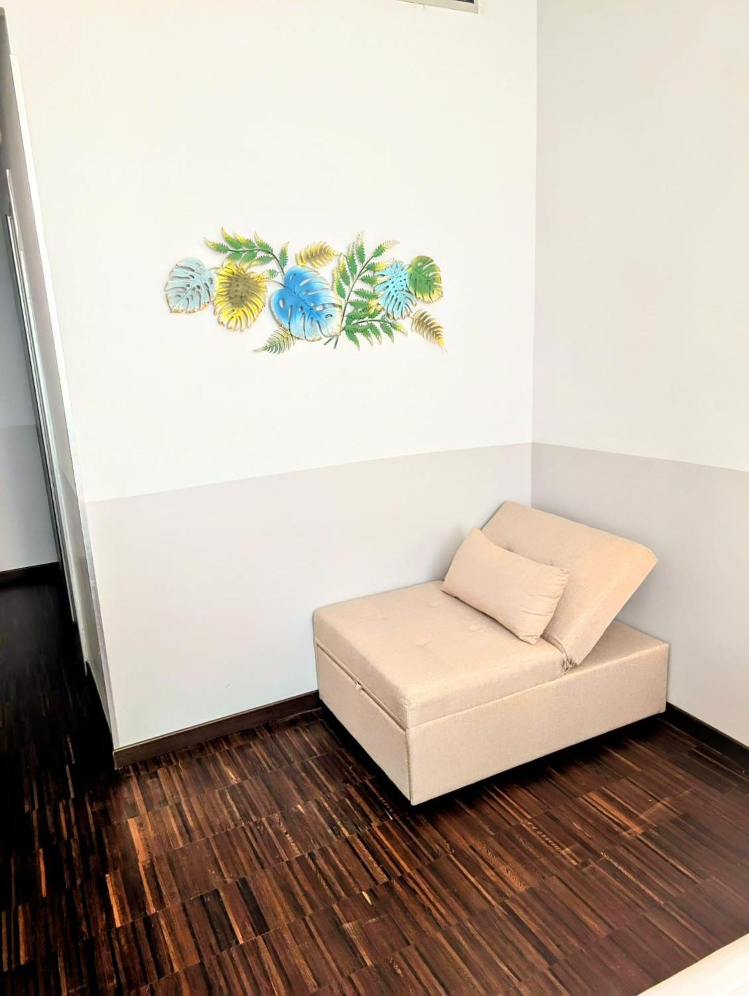 Dm69 - Termini Monti Crossroads Hotel โรม ภายนอก รูปภาพ